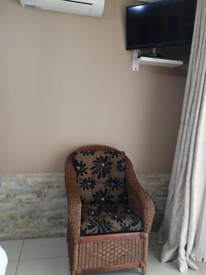 Ditsaleng Bed And Breakfast Vanderbijlpark Esterno foto