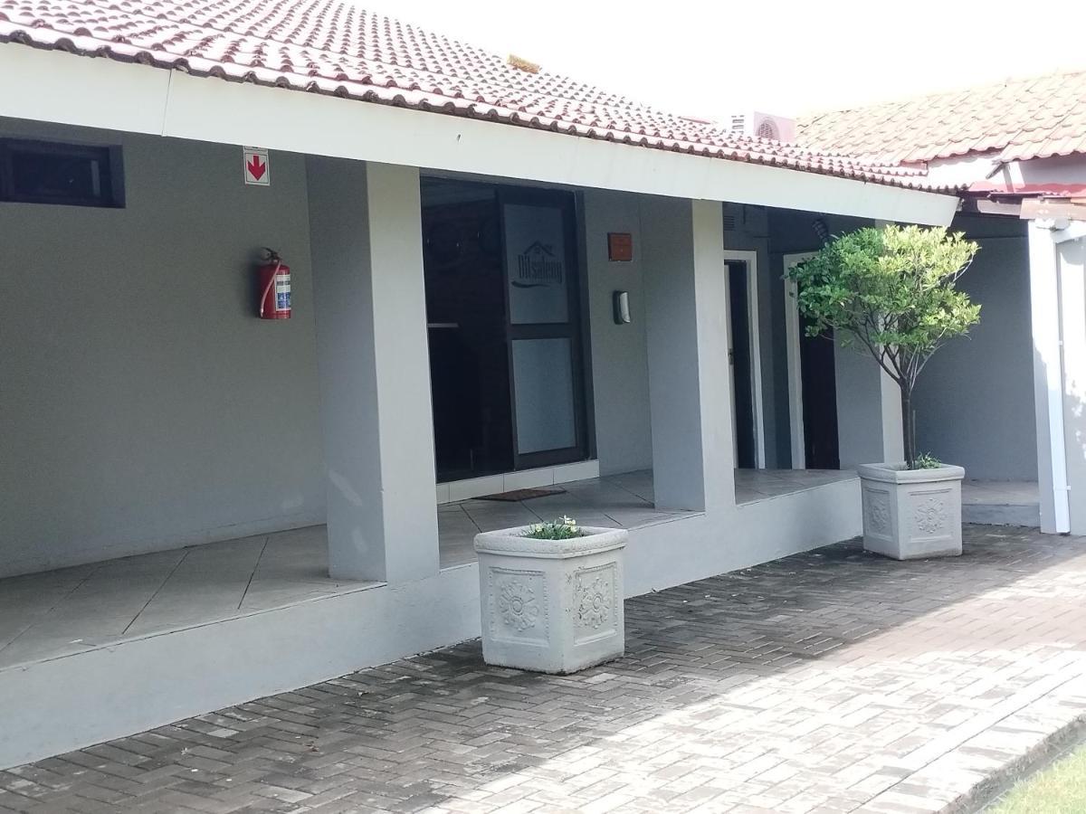 Ditsaleng Bed And Breakfast Vanderbijlpark Esterno foto